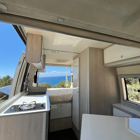 Beautiful Campervan Ses Cadenes Esterno foto